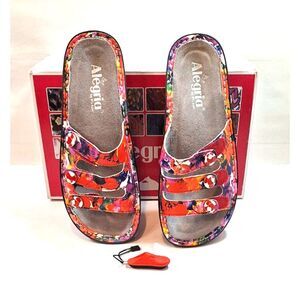 Algeria Fiona IRIS Multicolor Slide Sandals EUR SZ 37 With Shoe Charm